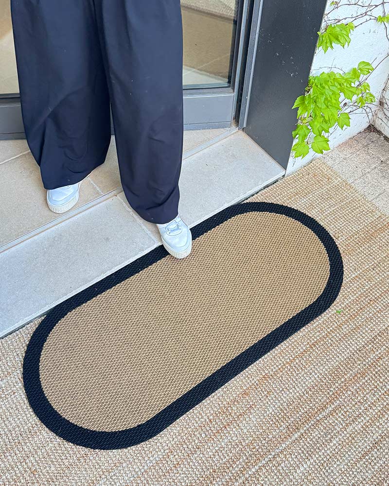 Oval Classic Border Everlast - 1 Colour Combination