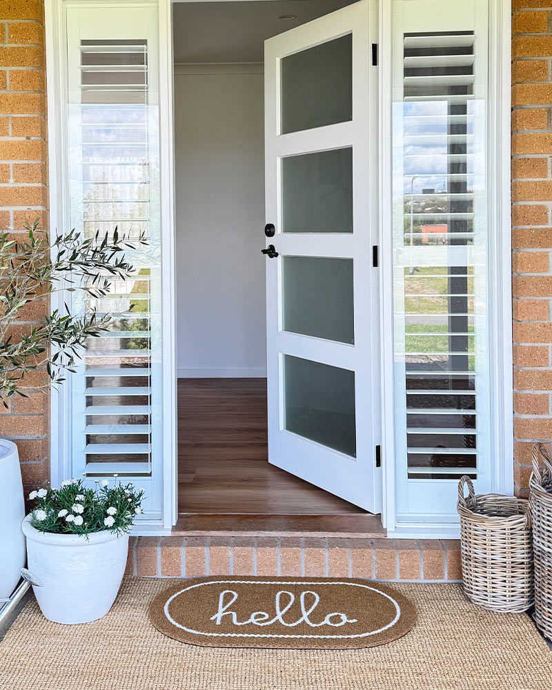 Oval Hello Everlast - 2 Colour Combinations