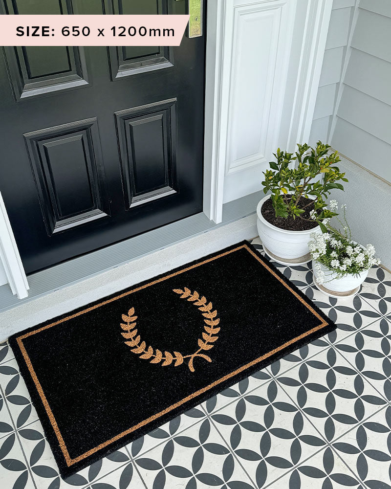 Wreath Doormat - Black Natural Painted