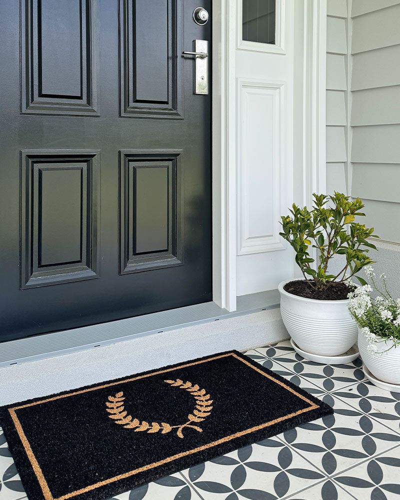 Wreath Doormat - Black Natural Painted