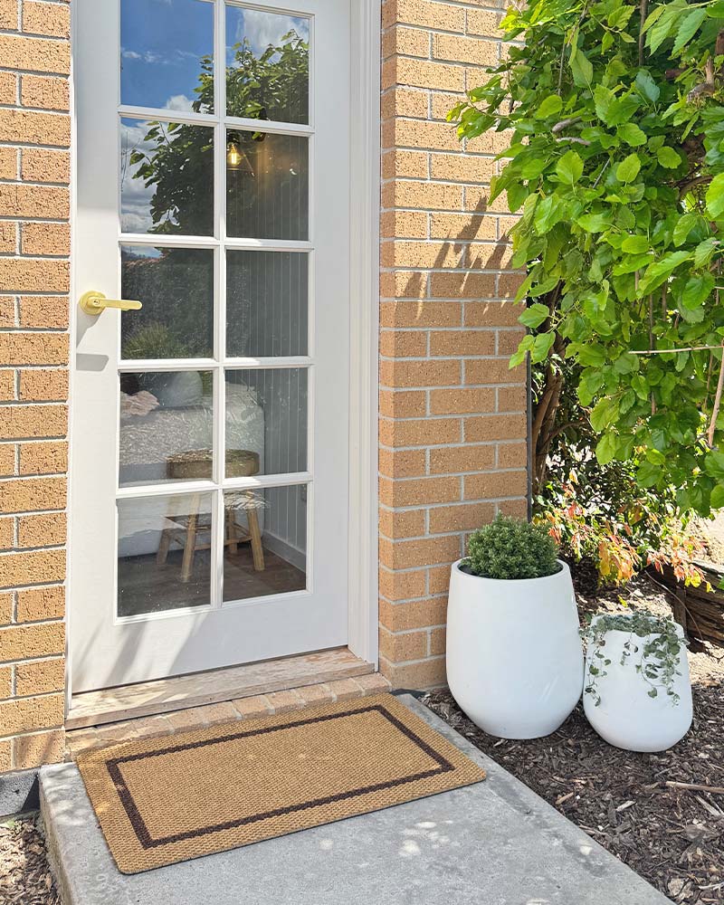 Everlast Brown Border